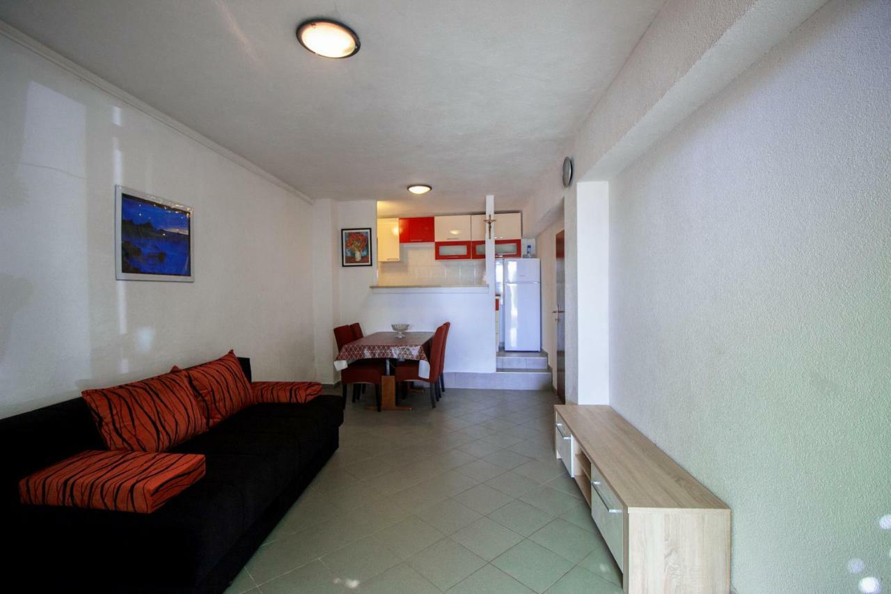 Mrkonjic Branko & Marija Apartmani Omiš Exteriér fotografie