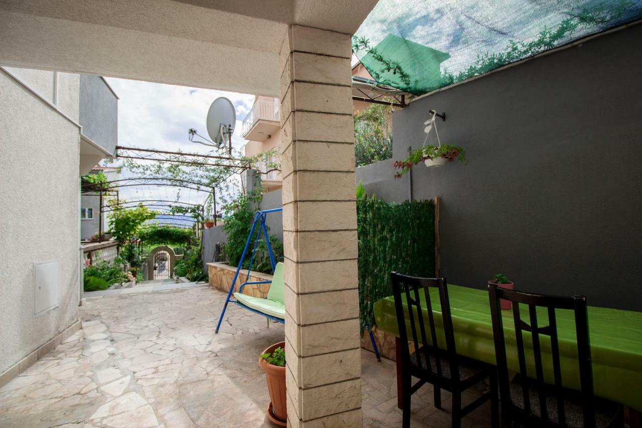 Mrkonjic Branko & Marija Apartmani Omiš Exteriér fotografie