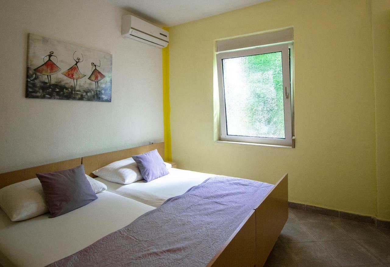 Mrkonjic Branko & Marija Apartmani Omiš Exteriér fotografie