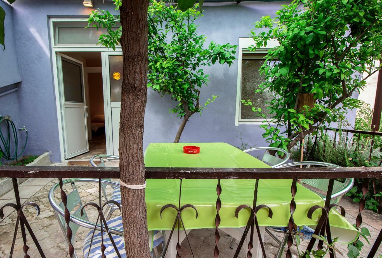 Mrkonjic Branko & Marija Apartmani Omiš Exteriér fotografie