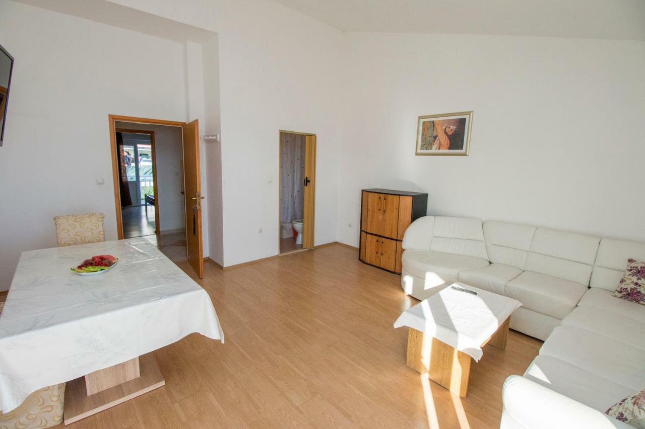 Mrkonjic Branko & Marija Apartmani Omiš Exteriér fotografie