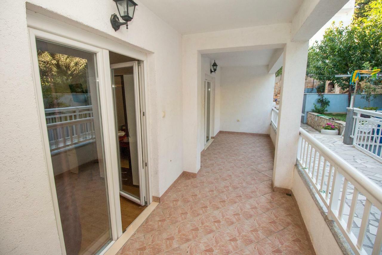 Mrkonjic Branko & Marija Apartmani Omiš Exteriér fotografie