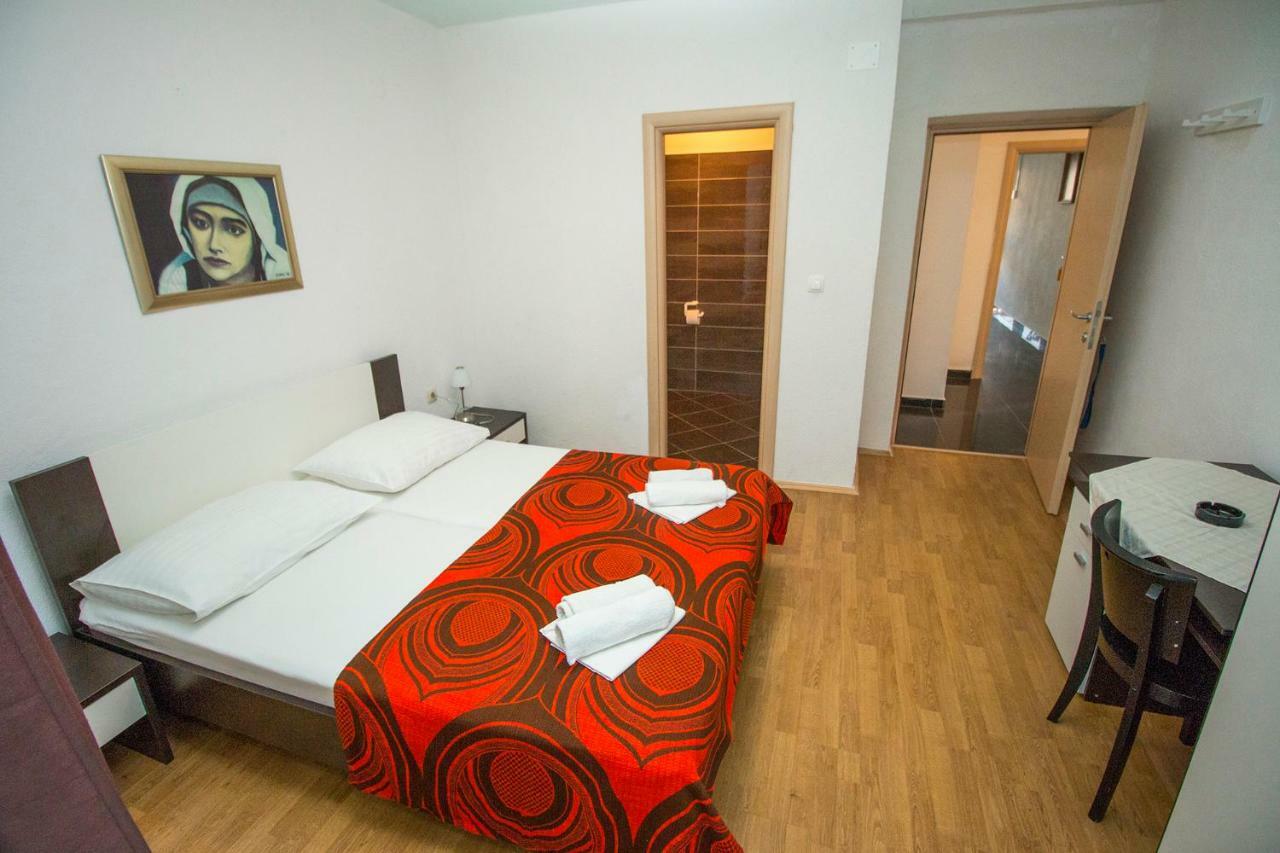 Mrkonjic Branko & Marija Apartmani Omiš Exteriér fotografie