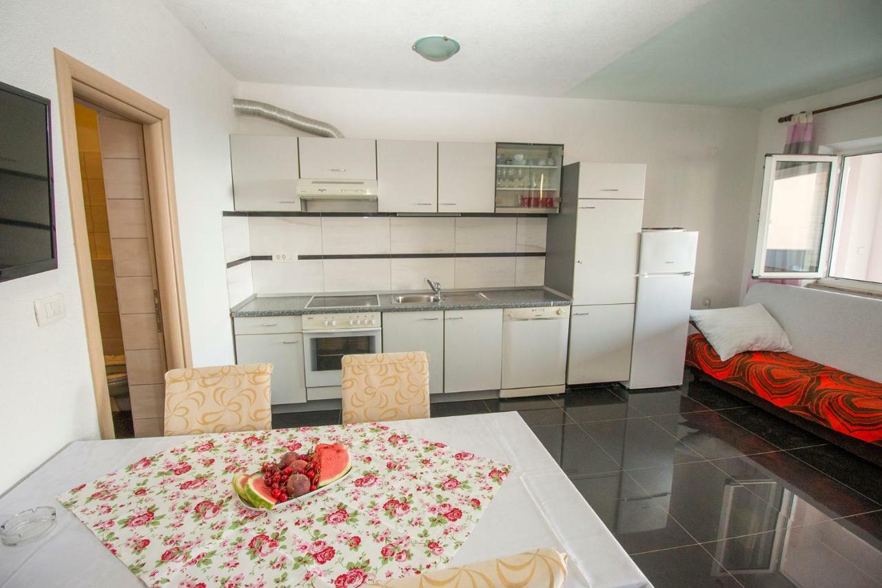 Mrkonjic Branko & Marija Apartmani Omiš Exteriér fotografie